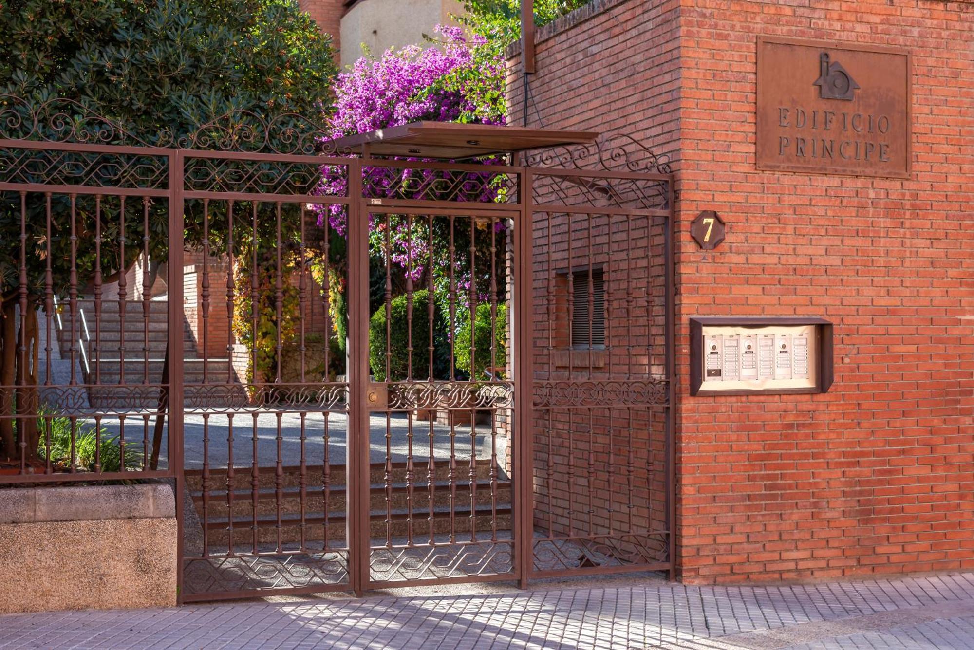 גרנדה Mrs Apartamento Vistas Sierra Nevada Con Parking מראה חיצוני תמונה